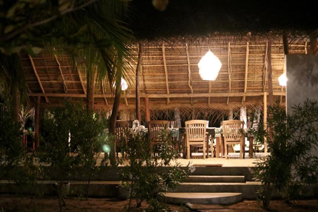 Anawasal Hotel Kalpitiya Luaran gambar